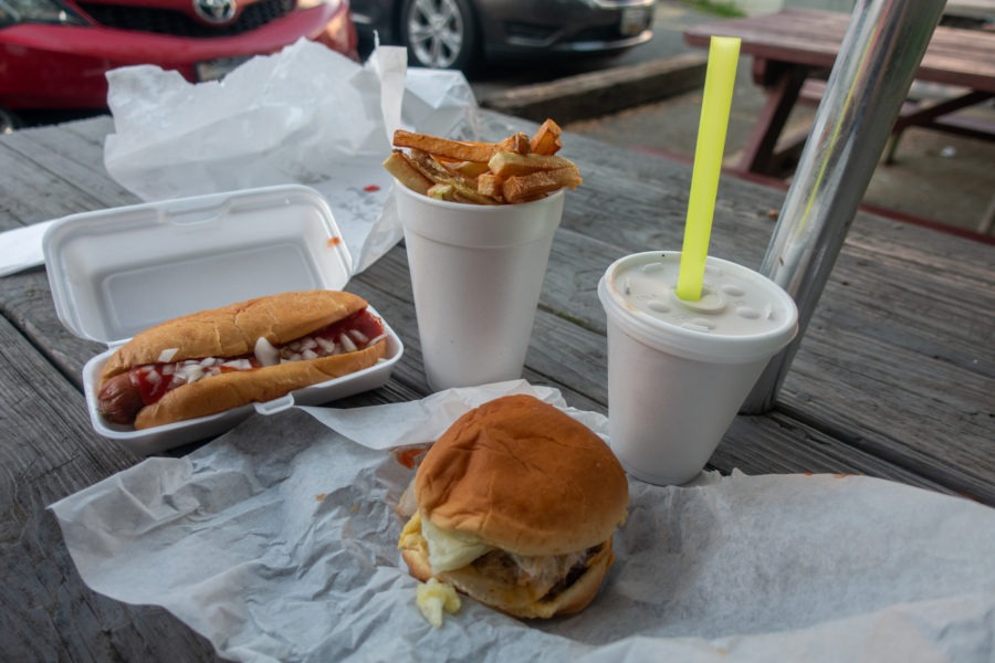 Shenandoah: Meal at Burgers N Things in Sperryville