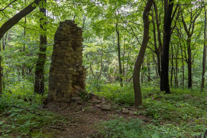 Shenandoah: Old Fireplace along Hannah Run Trail