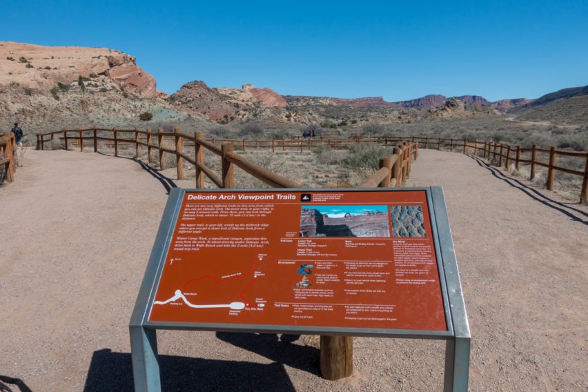Arches: Delicate Arch Viewpoint Trailhead