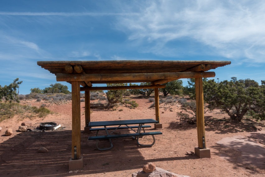 Canyonlands: Ramada at Campsite 8 at Willow Flat Campground